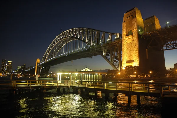 Puente del puerto por la noche —  Fotos de Stock