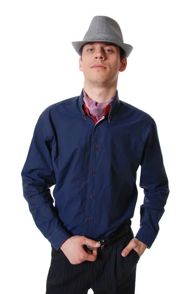 En trevlig ung kille i en hatt — Stockfoto