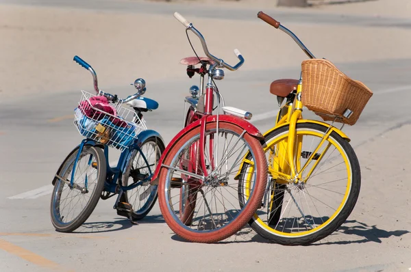 Drei Fahrräder — Stockfoto