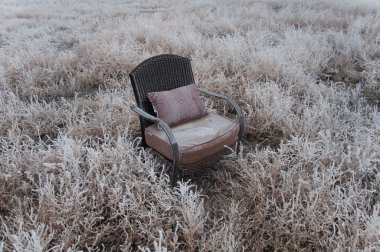 Frosty Vintage Chair clipart