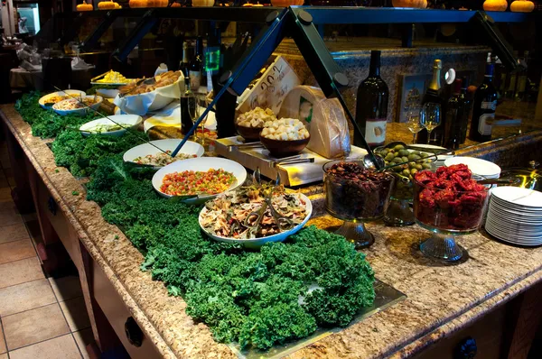 Bar de salada gourmet — Fotografia de Stock