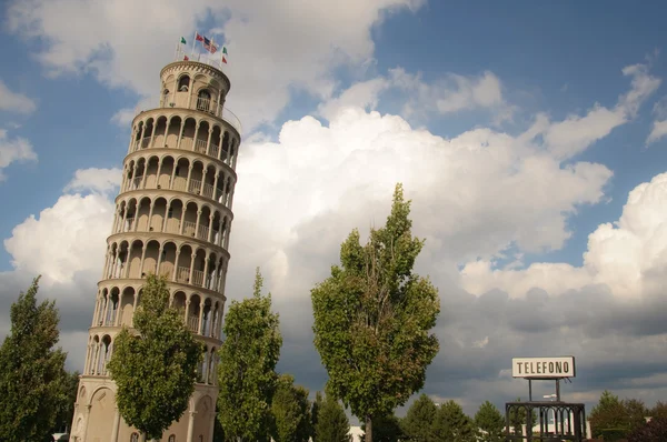 Leaning Tower — Stok fotoğraf