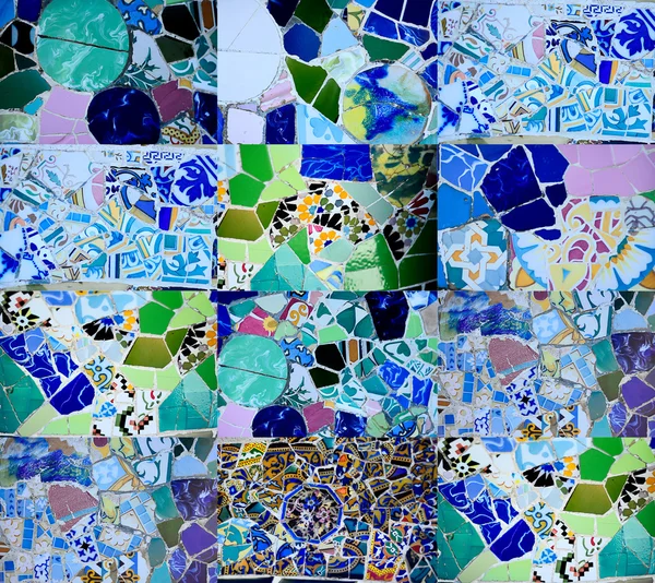 Mosaico de Gaudí en el parque Güell — Foto de Stock