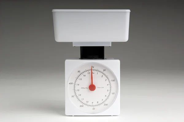 Кухонные весы — стоковое фото