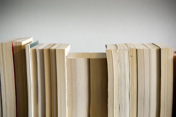 Row of Books — Stock Photo, Image