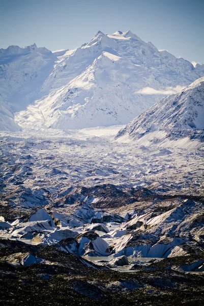 Montañas glaciales — Foto de Stock