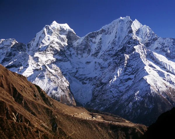 Thamserku, Himálaj, Nepál — Stock fotografie