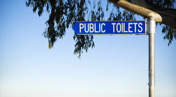 Общественные туалеты — стоковое фото