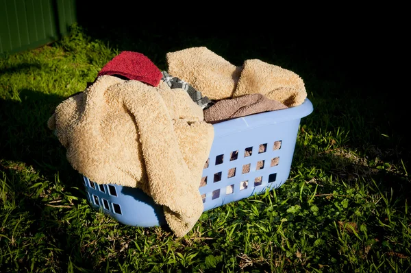 Cestino lavanderia — Foto Stock