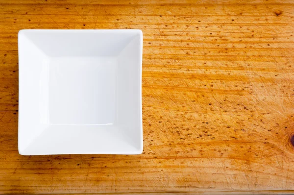 Białe miski na drewno — Zdjęcie stockowe