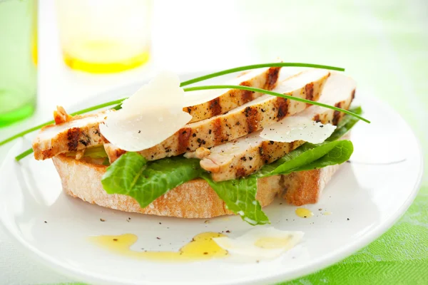 Kip caesar sandwich — Stockfoto