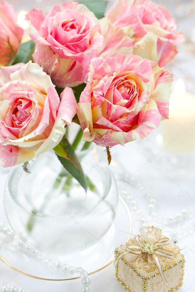 Arrangment of pink roses