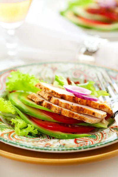 Salade van kip en groenten — Stockfoto