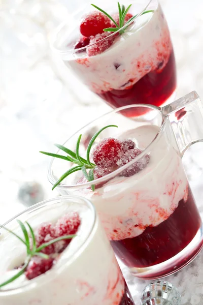 Cranberry dessert with cream — Stock Photo, Image