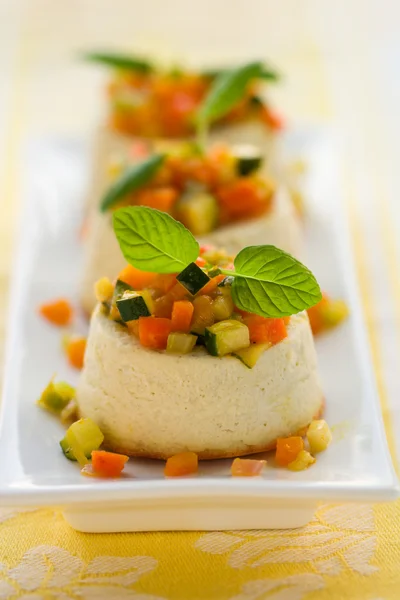 Roquefort sernik z warzywami — Zdjęcie stockowe