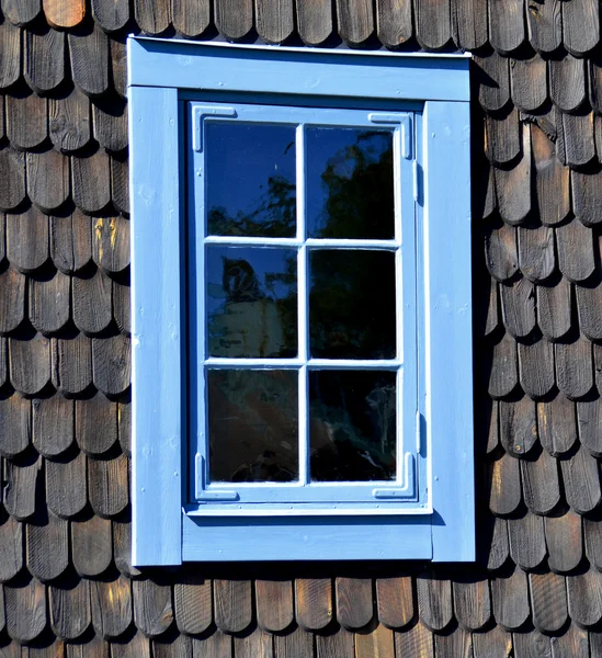 Blaues Fenster — Stockfoto