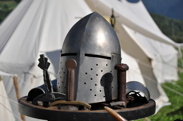 Knight's helmet and Arms — Stock Photo, Image