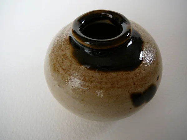 小厚日本花瓶 — 图库照片