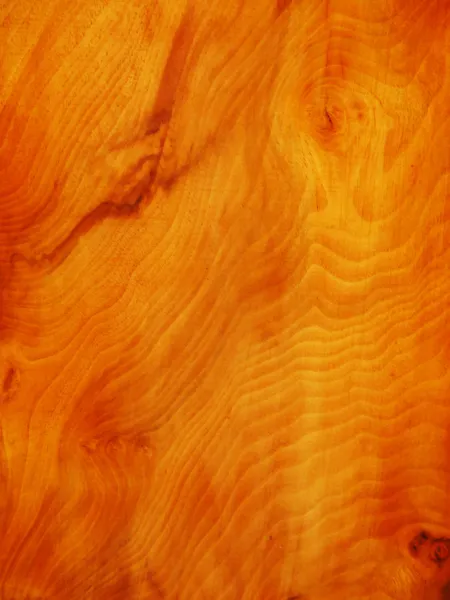 Rotes Holz mit einer schönen Textur — Stockfoto