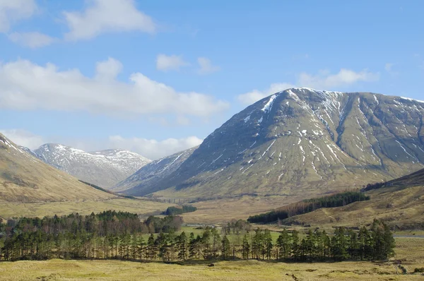 Powyżej tyndrum w zachodnią część pogórza Szkocji zimą — Zdjęcie stockowe