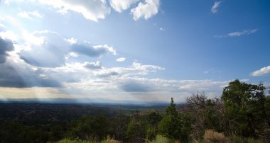 Güneş ışınları bulutlar jemez Dağları nm usa çöl