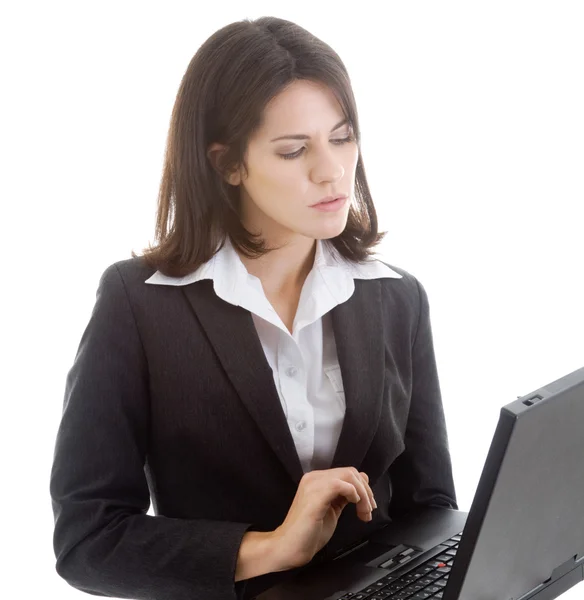 Kvinna som arbetar på laptop isolerade vit bakgrund — Stockfoto