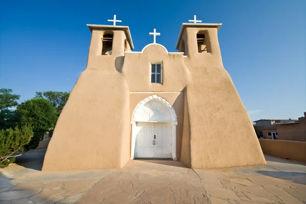 Iglesia de San Francisco de Asis Misión Ranchos Taos Adobe — Foto de Stock