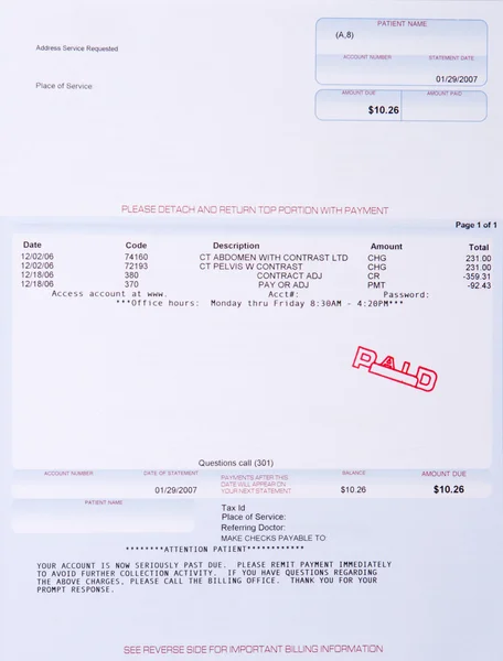 Digitalização de papel médico Bill CT carimbado pago passado devido — Fotografia de Stock