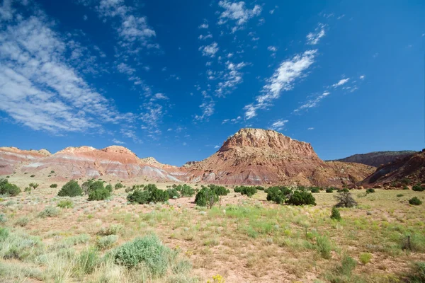 Ghost ranch mesa canyon blauwe hemel abiquiu, new mexico — Stockfoto