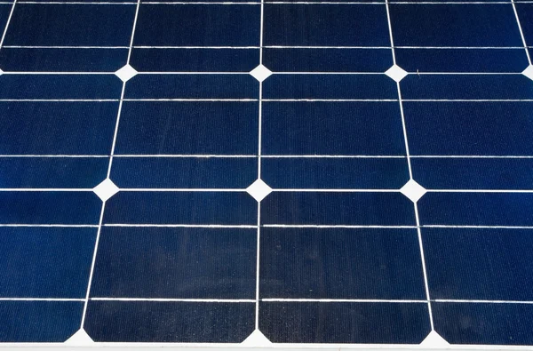 Fecho de quadro completo dos painéis solares fotovoltaicos fotovoltaicos — Fotografia de Stock