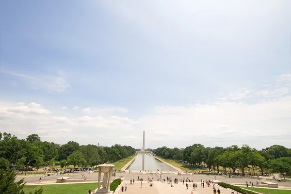 Відображаючи басейні Національний Молл монумент Вашингтона — стокове фото