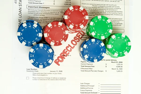 Stack Poker Chips Foreclosure Notice Foreclosed — Zdjęcie stockowe