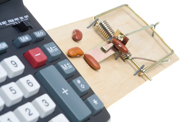 Mouse Trap with Beans and Adding Machine. Accounting Theme — Stock Photo, Image