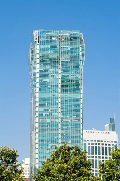 Σύγχρονο ουρανοξύστη στο κέντρο της πόλης Σανγκάη Κίνα — Φωτογραφία Αρχείου