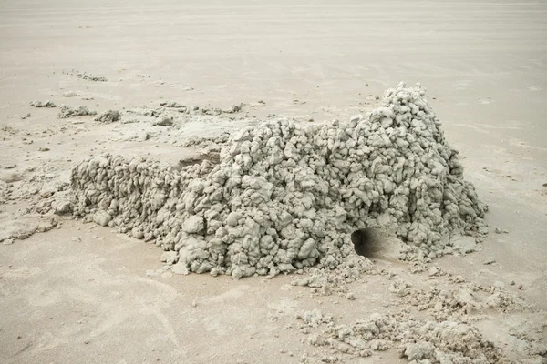 Капельный песчаный замок на пляже Хилтон-Хед, Южная Каролина — стоковое фото