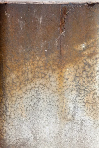 Macchie di ruggine grintose a cornice piena XXXL sul cemento incrinato — Foto Stock