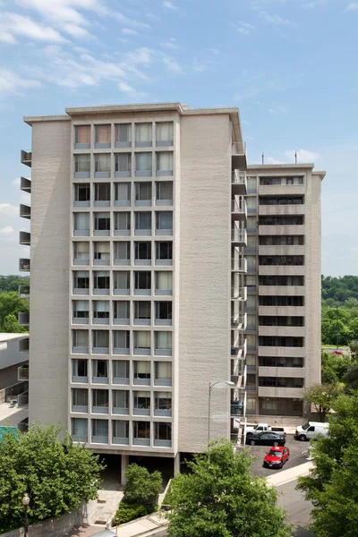 XXXL moderne condo appartement gebouw toren wolkenkrabber rosslyn, v — Stockfoto