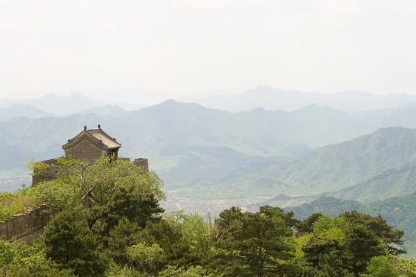 Torre da Guarda Mutianyu Great Wall Mountains Pequim Fotos De Bancos De Imagens Sem Royalties