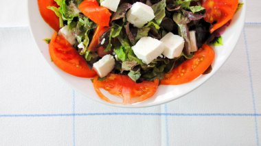 Yunan salatası