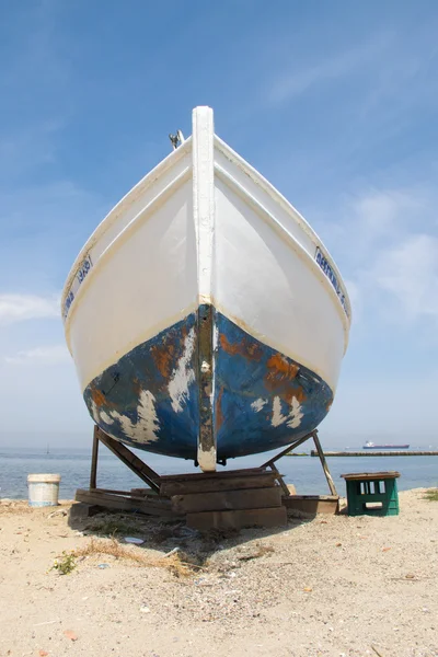 Fiskare båt underhåll — Stockfoto