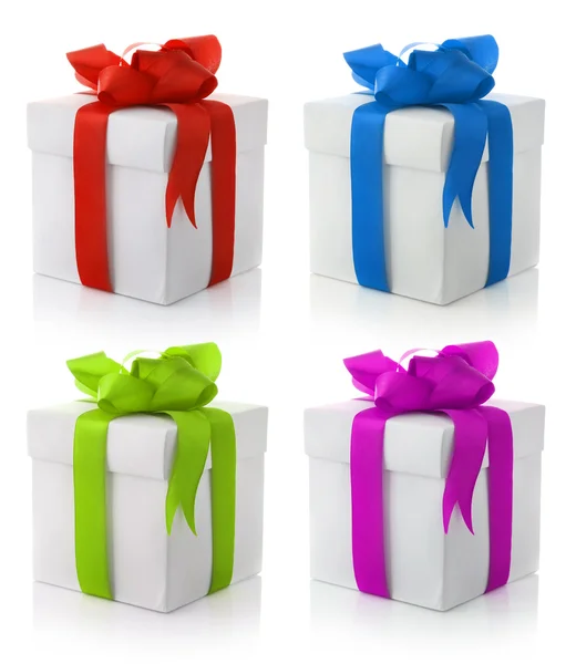 Geschenkboxen mit Farbschleifen — Stockfoto