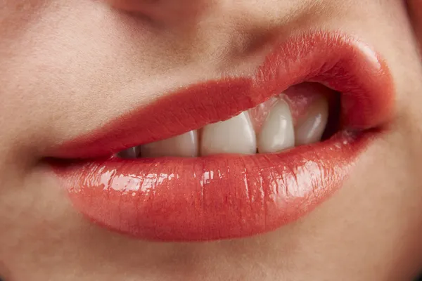 Жіноче губи — стокове фото