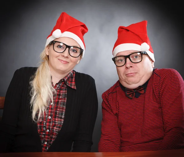 Emocionada pareja de nerds — Foto de Stock