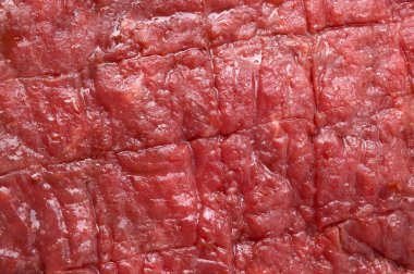 çiğ kırmızı sığır eti biftek