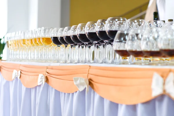Array of wineglasses, foco seletivo — Fotografia de Stock