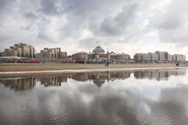 scheveningen kurhaus ile plaj ve deniz