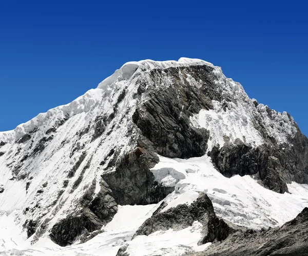 Montanha Chopicalqui, Peru — Fotografia de Stock