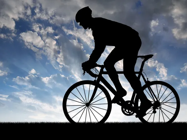 Silhuett av cyklisten — Stockfoto
