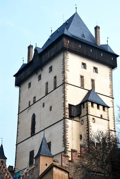 De toren van kasteel karlstejn. — Stockfoto