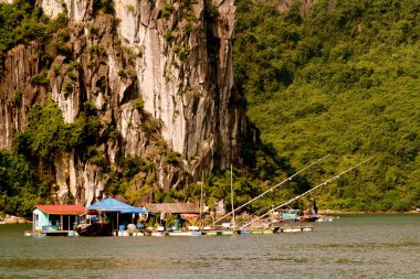 BARCOS PESQUEROS DE VIETNAM